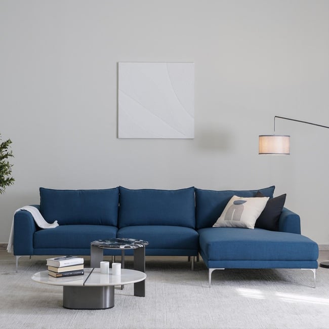 NEWFIELD SECTIONAL SOFA (RIGHT)
